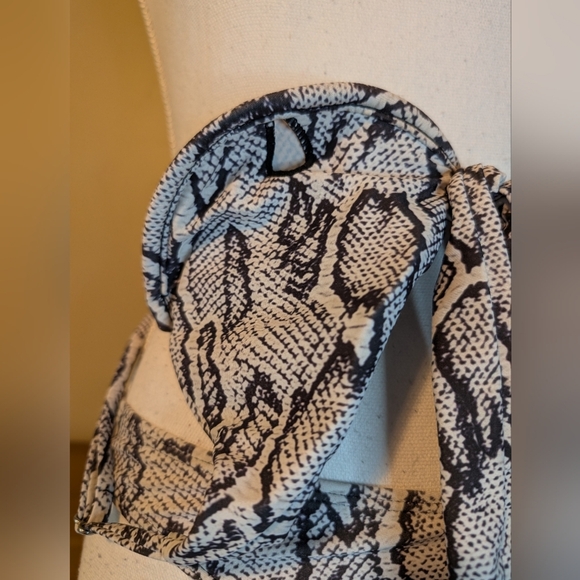 Zaful Snakeskin Bikini Top & Bottom - Picture 9 of 12